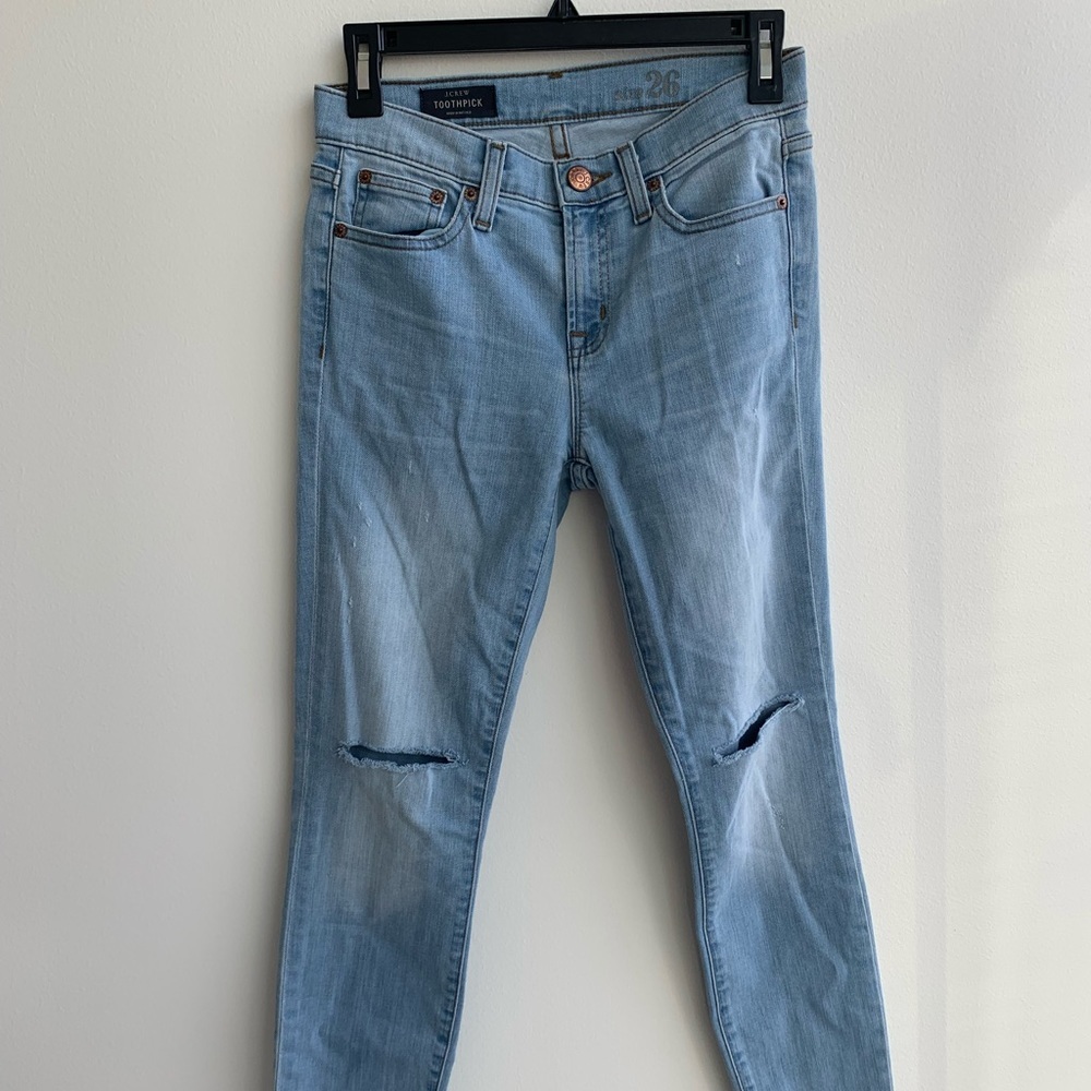 J Crew ToothPick Straight Distressed Denim Light Washed Jeans Size 26
